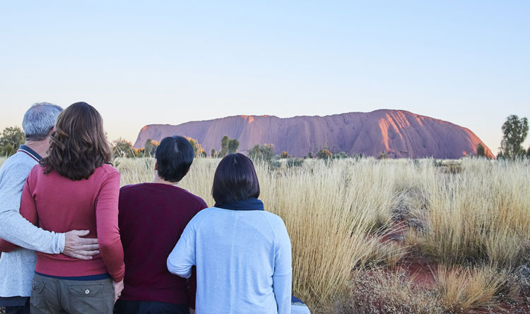 Travel Guide Australia Uluru
