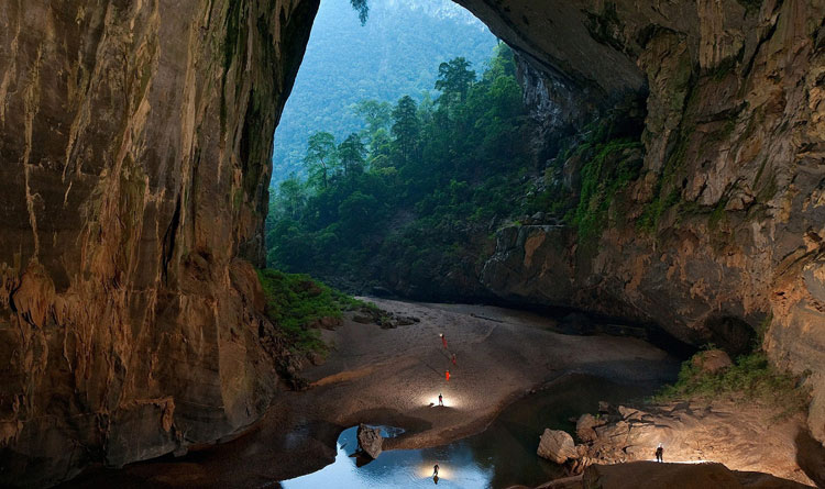TG-Vietnam-Son-Doong-Cave-Dante-Aguiar